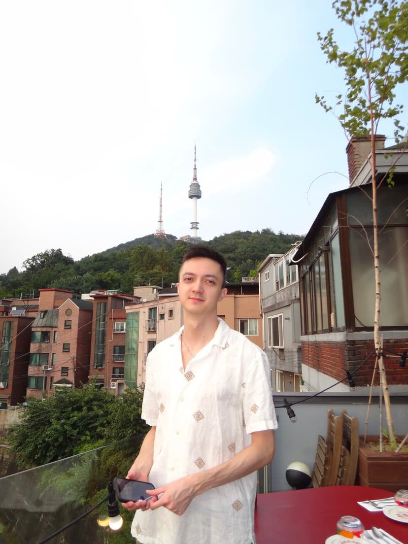 Brandon Bedford in Seoul